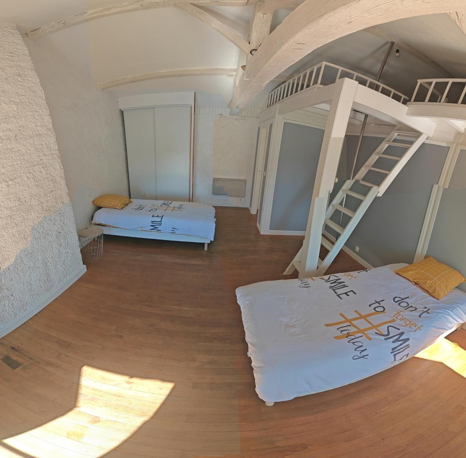 Gite De Lubat Cezac  Exterior photo